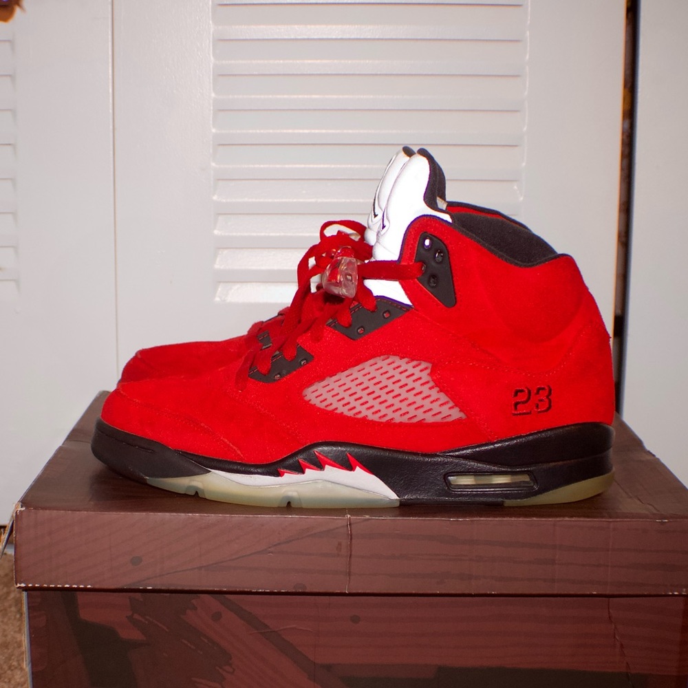 Air Jordan 5 Retro ‘Raging Bull’